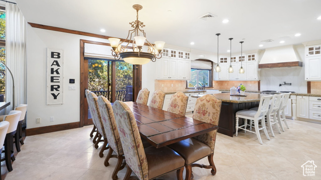 Photo 21 for MLS #2115670 at 1481 E Meadow Bluff Ln