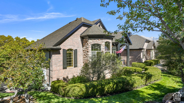 Photo 7 for MLS #2115670 at 1481 E Meadow Bluff Ln