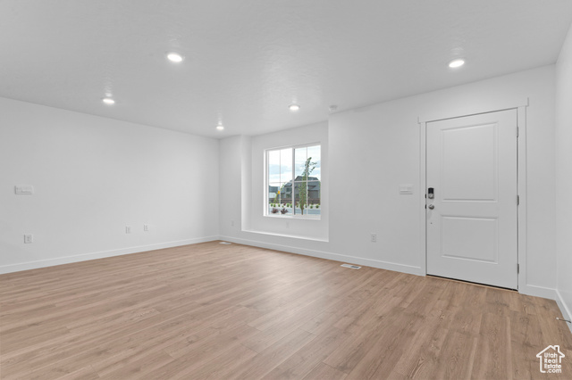 Photo 14 for MLS #2115673 at 1764 E Albion Dr #1136