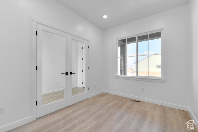Photo 7 for MLS #2115674 at 864 N Chillingham Dr #171