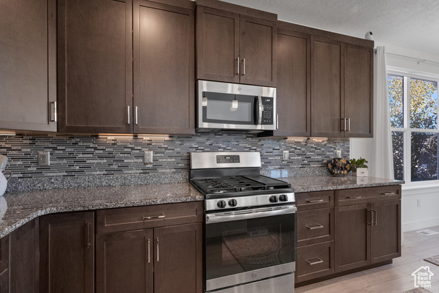 Photo 14 for MLS #2115701 at 6456 Black Ridge Dr