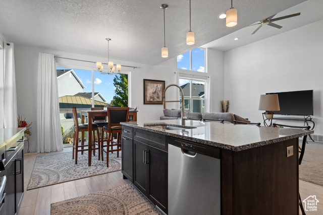 Photo 15 for MLS #2115701 at 6456 Black Ridge Dr