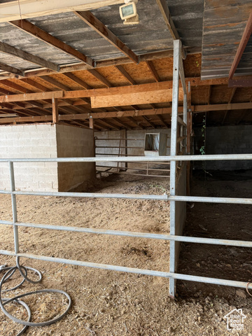 Photo 87 for MLS #2115710 at 2322 W Surrey Rd