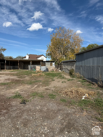 Photo 66 for MLS #2115710 at 2322 W Surrey Rd