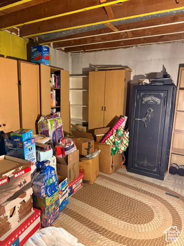 Photo 51 for MLS #2115710 at 2322 W Surrey Rd