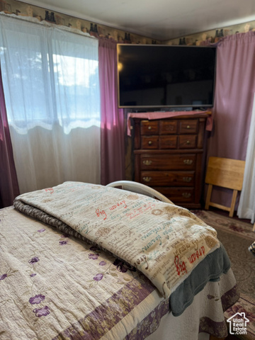 Photo 26 for MLS #2115710 at 2322 W Surrey Rd