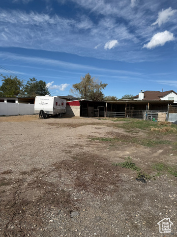 Photo 67 for MLS #2115710 at 2322 W Surrey Rd