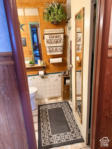 Photo 30 for MLS #2115710 at 2322 W Surrey Rd