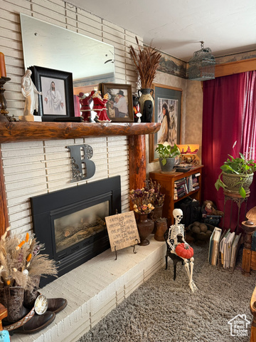 Photo 19 for MLS #2115710 at 2322 W Surrey Rd