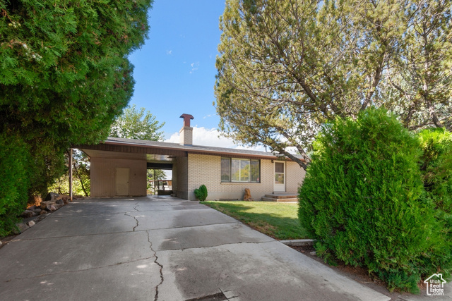 Photo 2 for MLS #2115715 at 1710 S 165 West