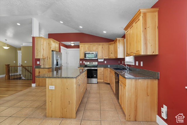 Photo 12 for MLS #2115716 at 568 N Cherry Creek Pkwy