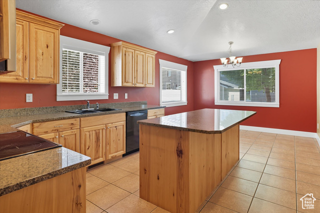 Photo 16 for MLS #2115716 at 568 N Cherry Creek Pkwy