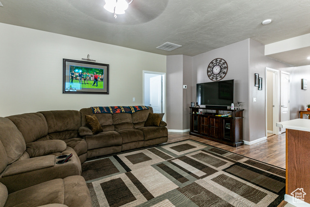 Photo 12 for MLS #2115743 at 3174 S Park Commons Way