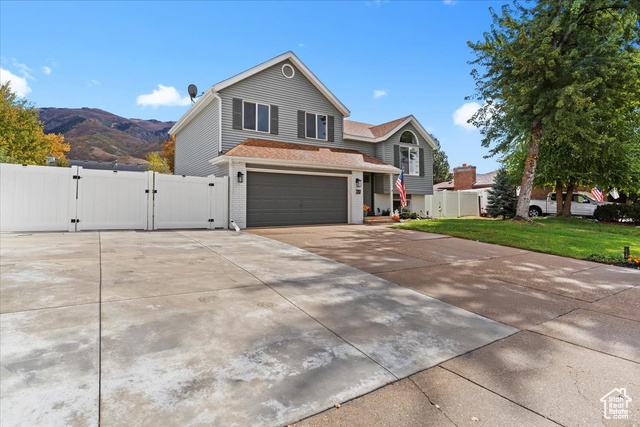 Photo 4 for MLS #2115767 at 2202 N 2300 East