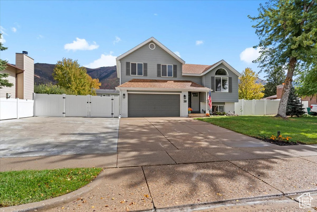 2202 N 2300 E, Layton UT 84040