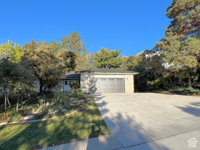 8797 HIDDEN OAK DR, Cottonwood Heights UT 84121
