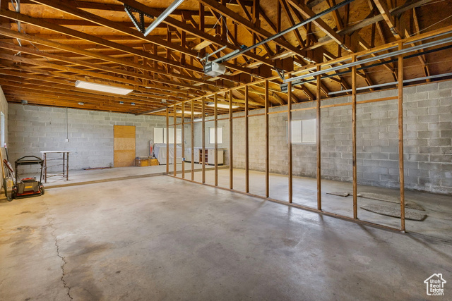Photo 17 for MLS #2115775 at 2050 W 4000 South