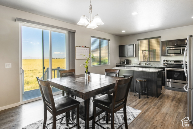 Photo 8 for MLS #2115786 at 283 E Rockwood Way