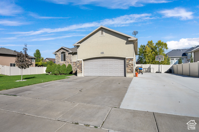 Photo 3 for MLS #2115787 at 2454 W 1775 South