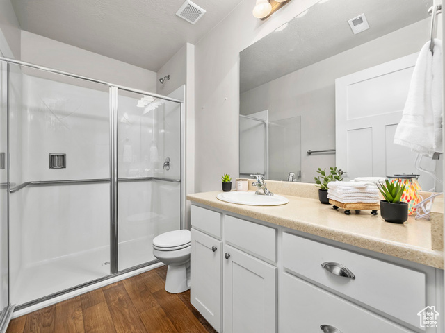 Photo 11 for MLS #2115799 at 2487 W 500 South #5