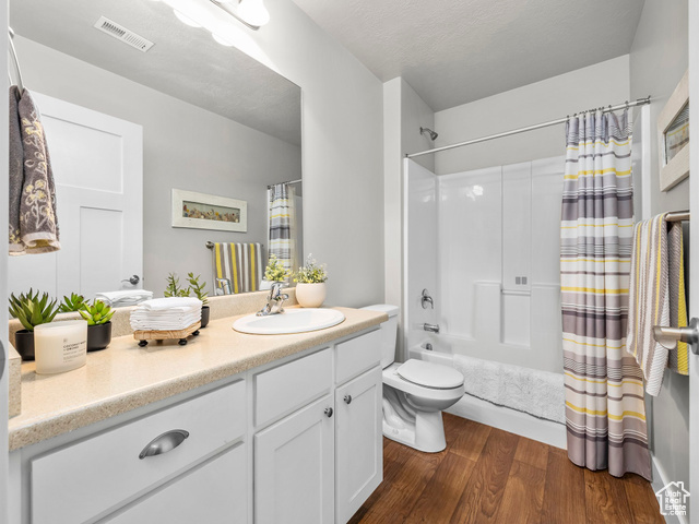 Photo 13 for MLS #2115799 at 2487 W 500 South #5