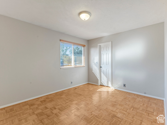 Photo 8 for MLS #2115800 at 4972 W Wake Robin Dr