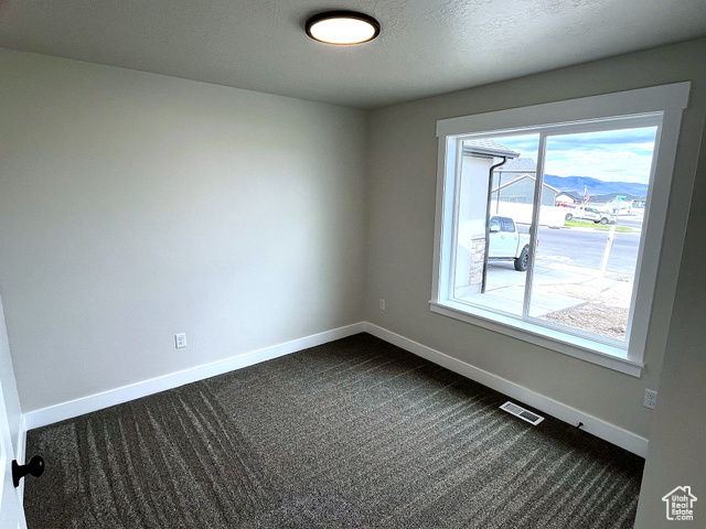 Photo 15 for MLS #2115801 at 1206 N Berra Blvd