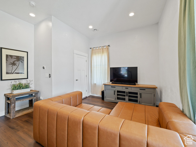 Photo 14 for MLS #2115813 at 510 S 900 West