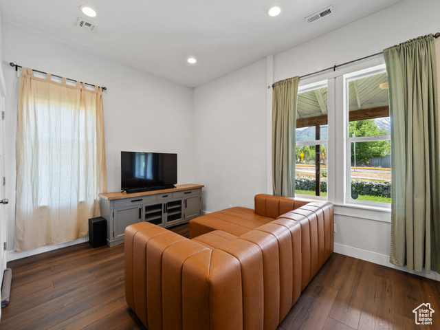 Photo 15 for MLS #2115813 at 510 S 900 West