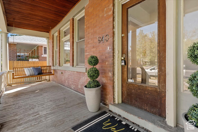 Photo 3 for MLS #2115816 at 940 S 1000 East
