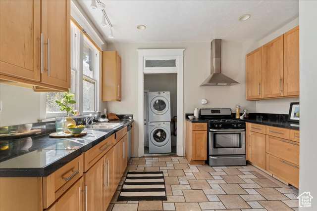 Photo 12 for MLS #2115816 at 940 S 1000 East
