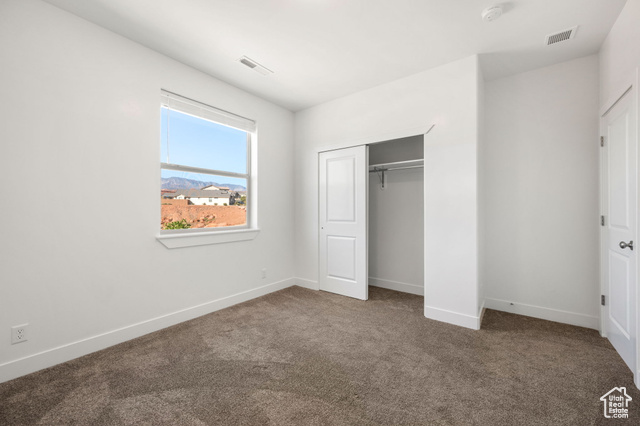 Photo 19 for MLS #2115820 at 822 N Pleasant Valley Ln