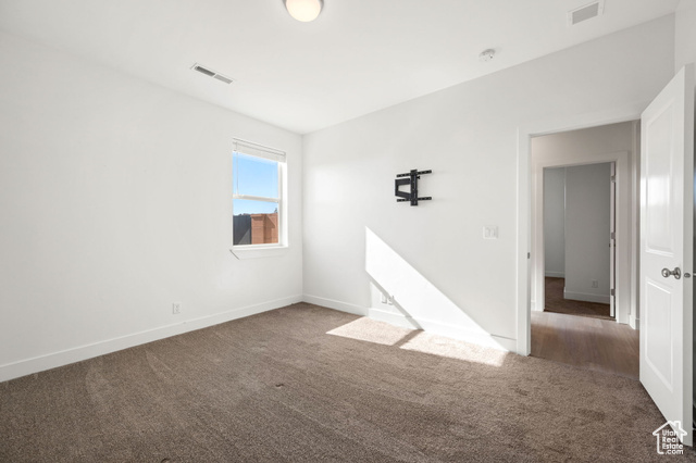 Photo 20 for MLS #2115820 at 822 N Pleasant Valley Ln