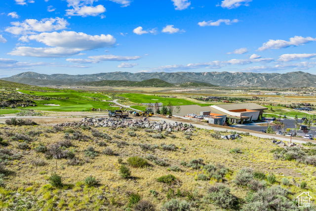 Photo 6 for MLS #2115826 at 3068 Hills Ridge Rd