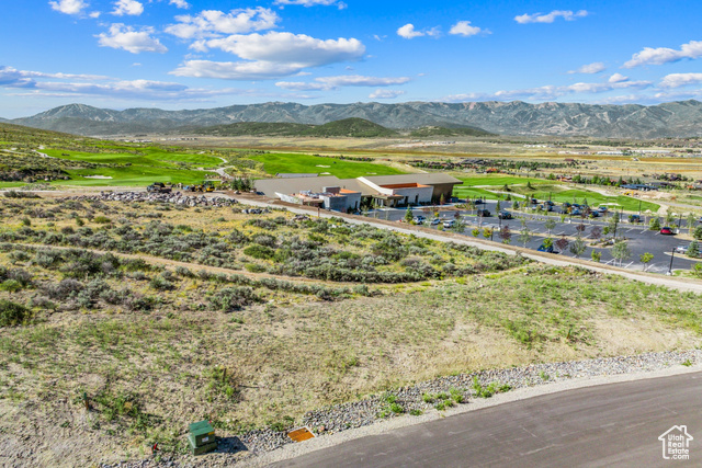 Photo 8 for MLS #2115826 at 3068 Hills Ridge Rd