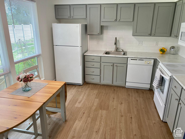 Photo 4 for MLS #2115831 at 5909 S Sultan Cir