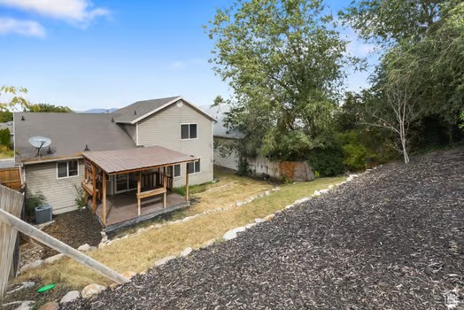 Photo 17 for MLS #2115832 at 3055 W Westcove Dr