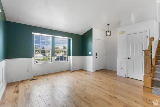Photo 4 for MLS #2115832 at 3055 W Westcove Dr