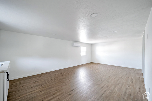 Photo 9 for MLS #2115842 at 629 S Concord St