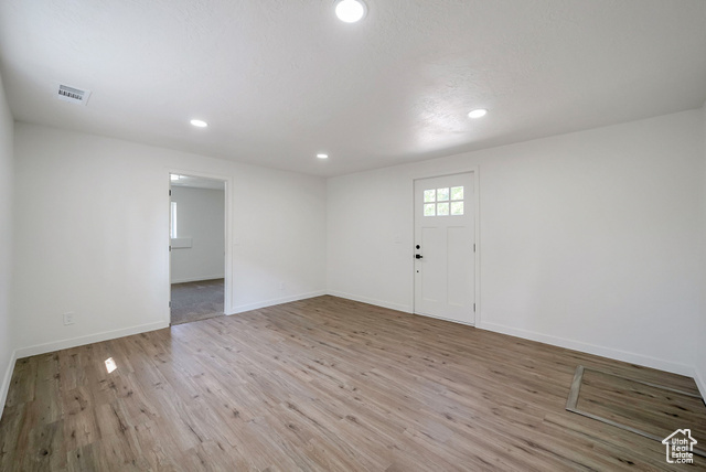 Photo 7 for MLS #2115842 at 629 S Concord St