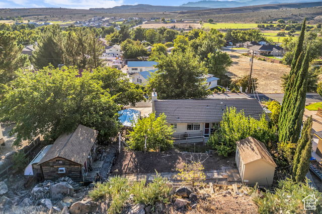 Photo 11 for MLS #2115857 at 254 N Hillside Dr