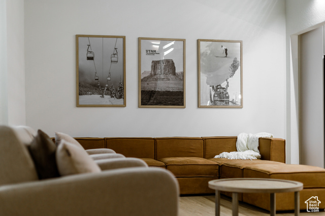 Photo 4 - 7581 S Prospector Dr, Cottonwood Heights UT 84121