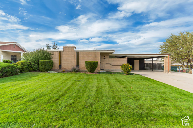 Photo 2 for MLS #2115881 at 1762 W Mantle Ave