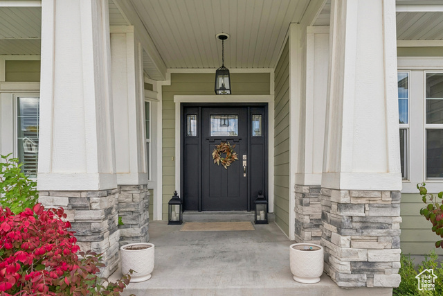 Photo 3 for MLS #2115882 at 665 W 1010 South