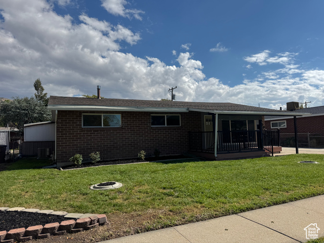 Photo 4 for MLS #2115886 at 1250 N Buccaneer Dr