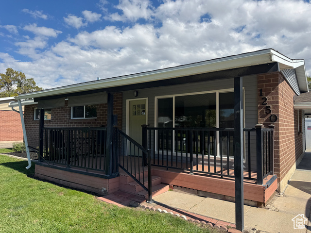 1250 N BUCCANEER DR, Salt Lake City UT 84116