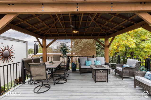 Photo 4 for MLS #2115896 at 915 Hislop Dr