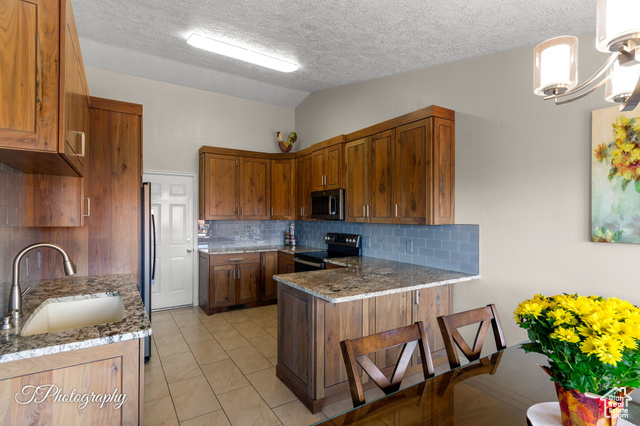 Photo 14 for MLS #2115904 at 488 N Northridge Ave