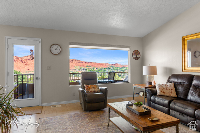 Photo 19 for MLS #2115904 at 488 N Northridge Ave