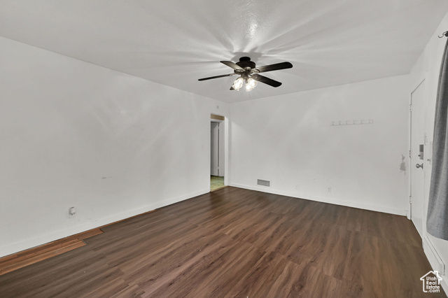 Photo 7 for MLS #2115918 at 516 E Diana